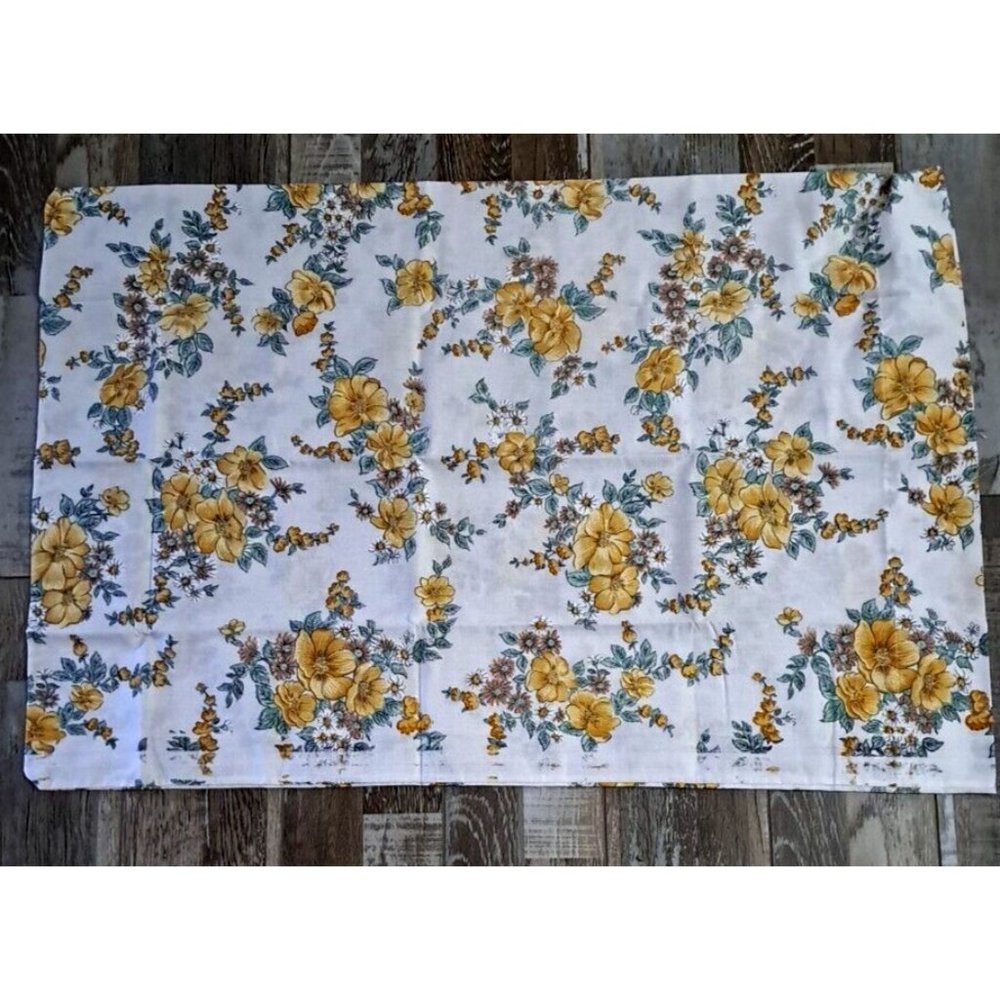 Vintage Cannon Monticello Pillowcase Standard Muslin Yellow Floral Retro
